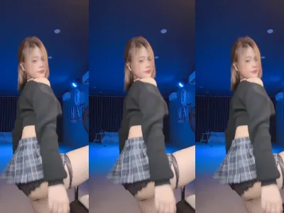 Em vừa đẹp lại vừa nhảy xung nưa